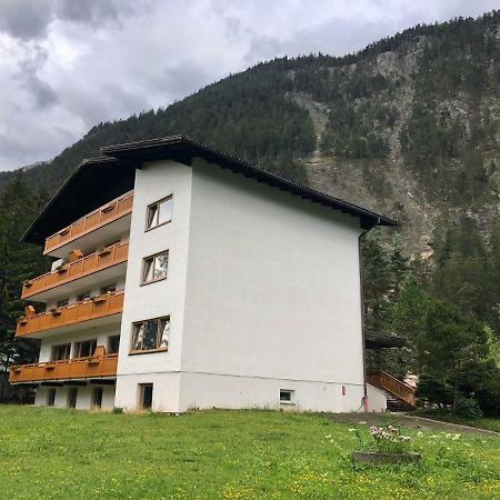 Karwendel-Lodge Scharnitz Buitenkant foto